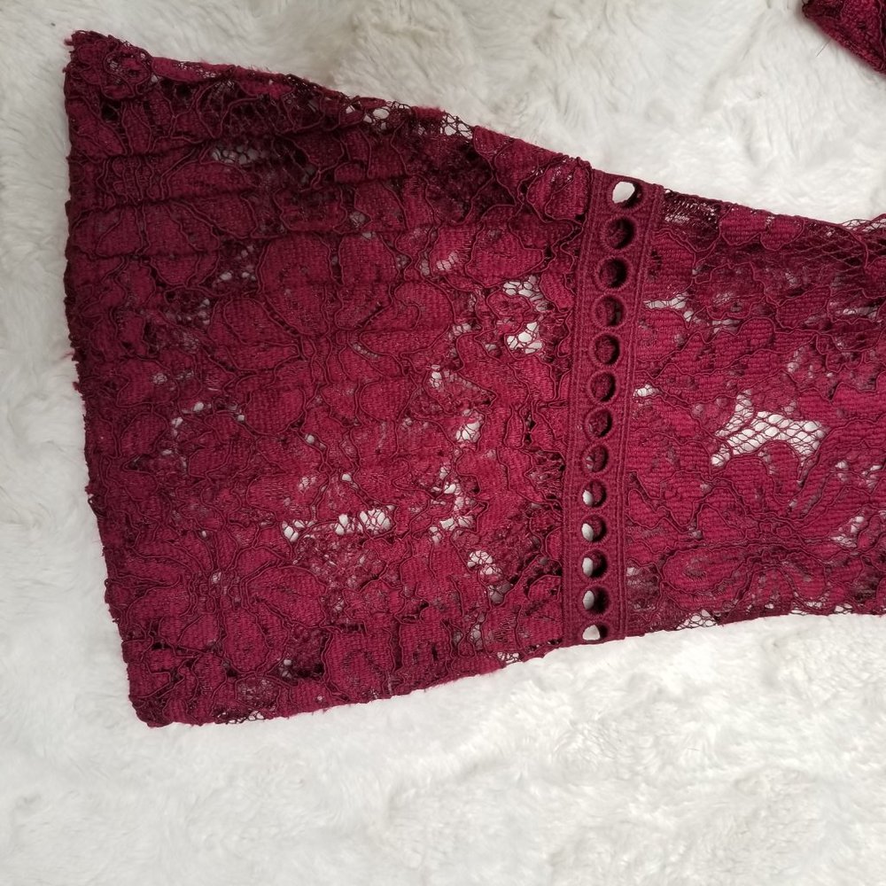 Laundry by Shelli Segal Lace Tiered Blouse Small - Picture 6 of 10